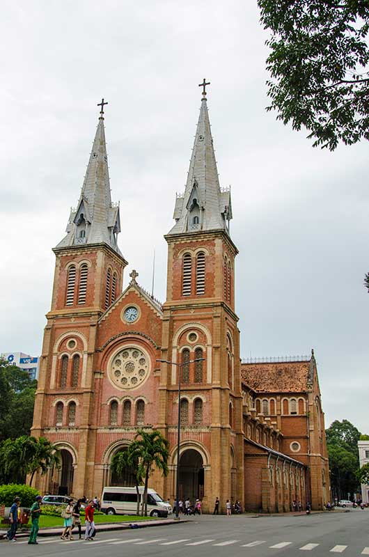 481 - Vietnam - Ho Chi Minh - catedral de Notre Dame